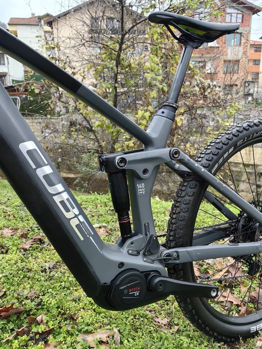 Електрически велосипед Cube (M) размер