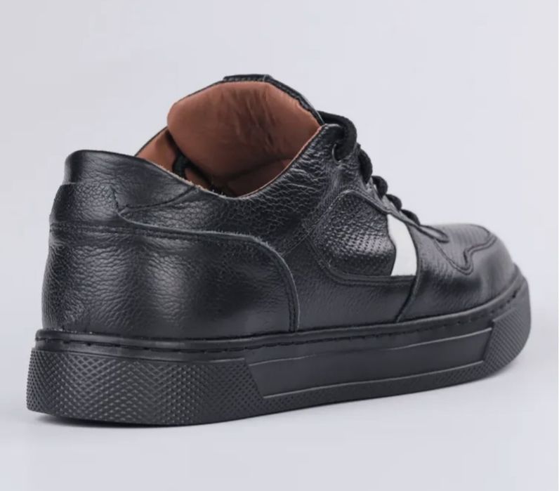 Кросовки мужские 45 размер