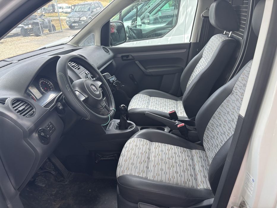 Vw cady maxi 1.6 tdi 102 cp posibilitate rate