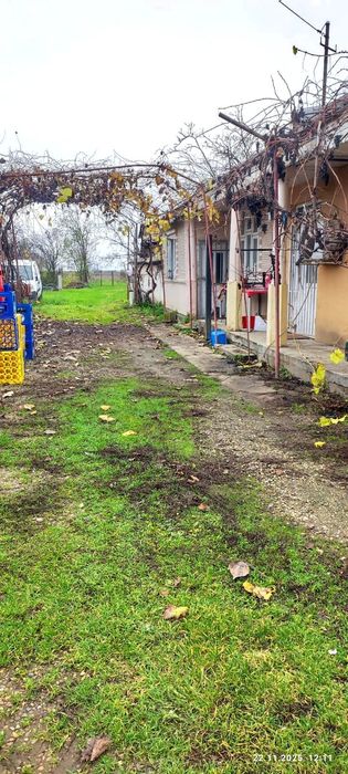 Casa+spațiu comercial,stradal