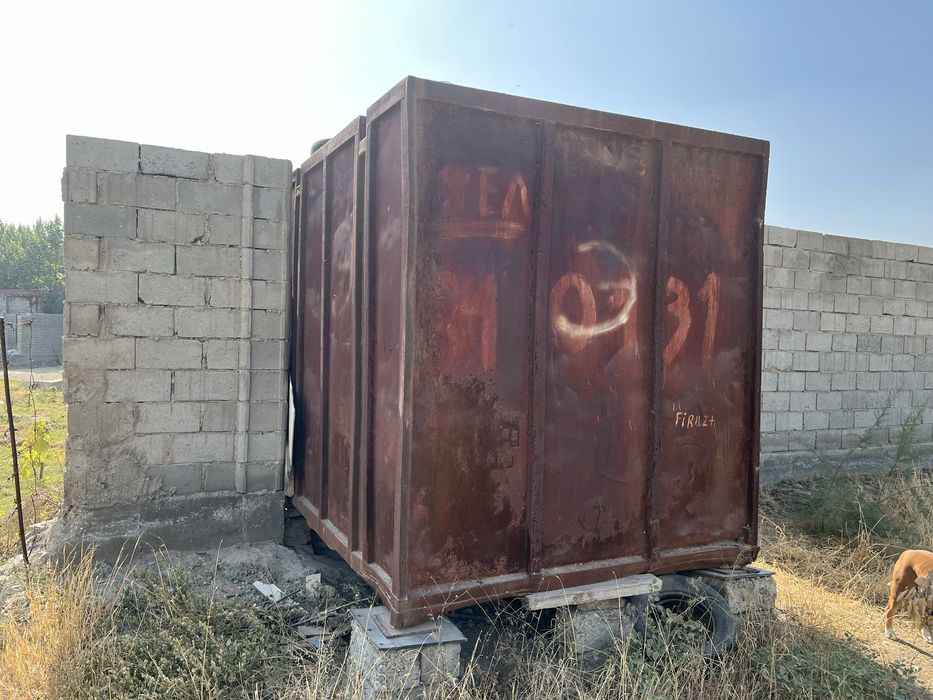 Срочно продается контейнер 300$