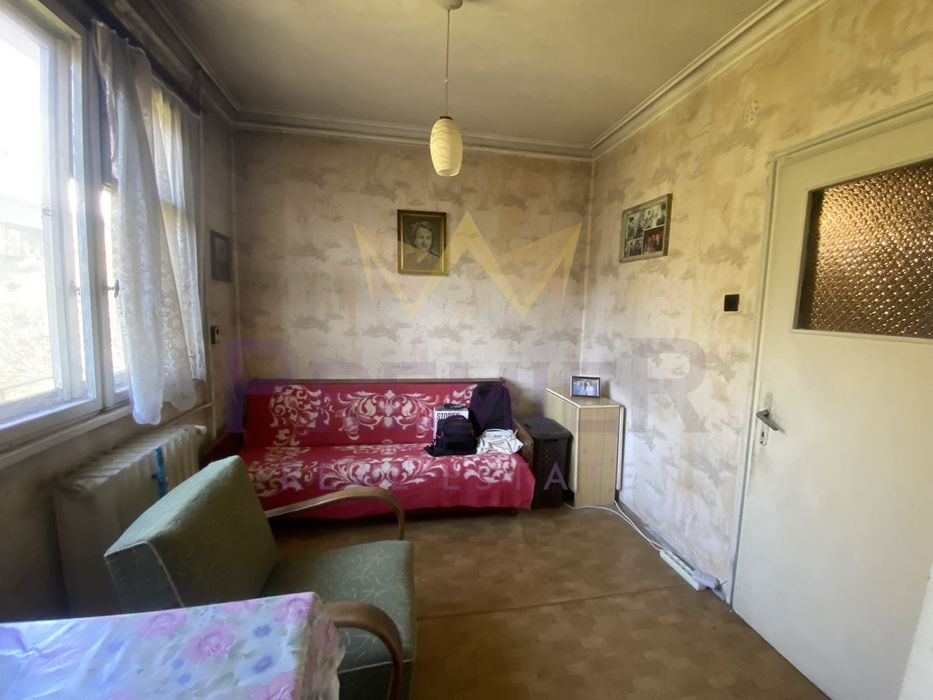 Продава се Двустаен апартамент в София, Център - 60 кв.м за 4984 €/кв.м - Снимка #6