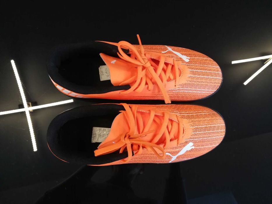 Футболни обувки PUMA Ultra за изкуствен терен – EU 38
