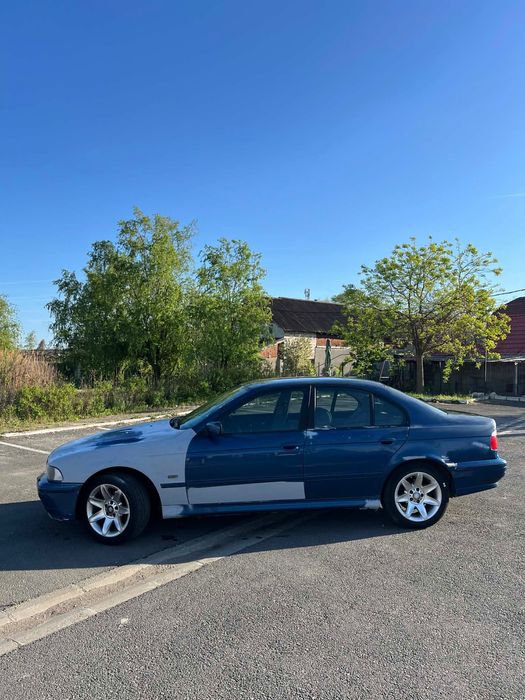 Vând sau schimb BMW e39 2.0d