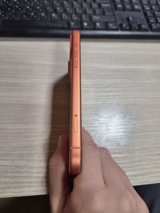 Iphone 17 pro max 256 gb orange naxtga srochna aybi yo umuman 100%