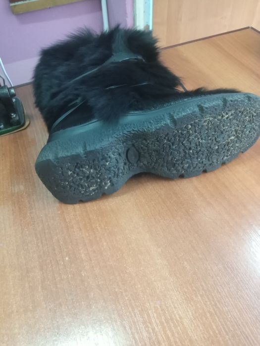 Продам хорошие унты