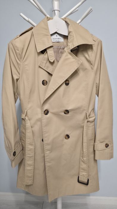 Trenci bej deschis Stradivarius, marimea L (se potrivește pentru M)