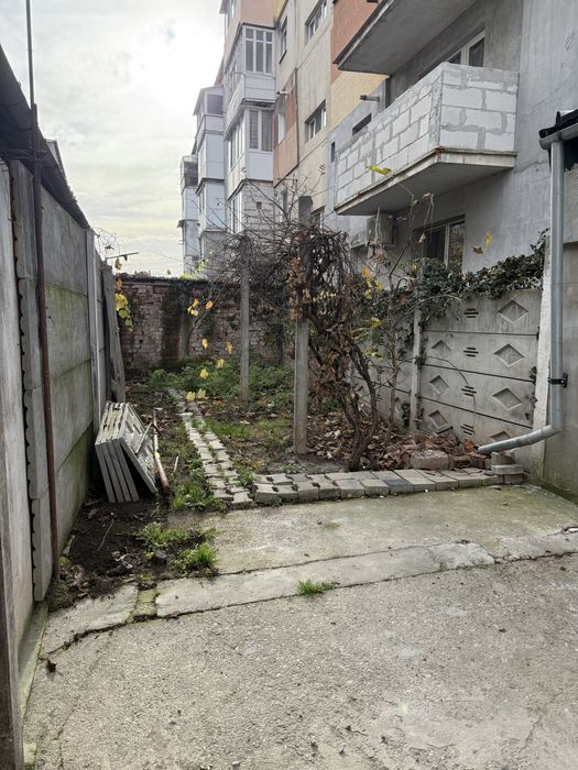 Casa de vanzare zona cetate