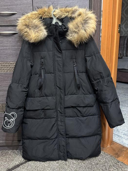 Продам пуховик для девочки