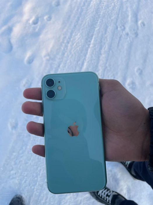 Айфон 11 64гб 71% коробка есть