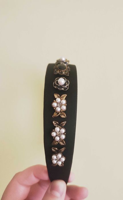 Ръчно изработена диадема