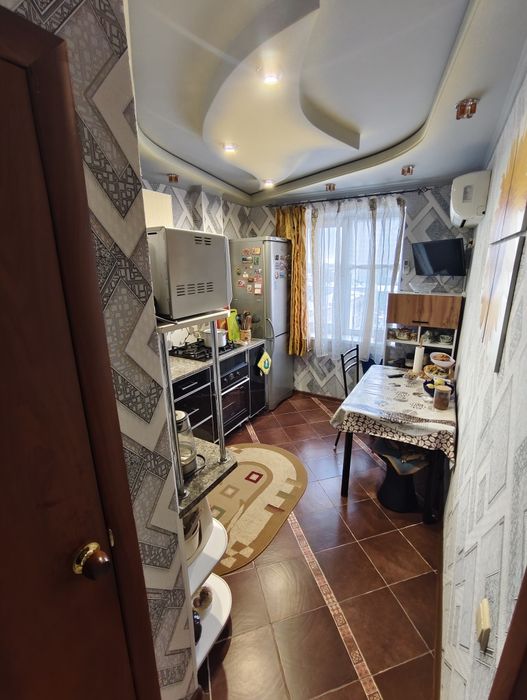 Продам квартиру в 11 мкр