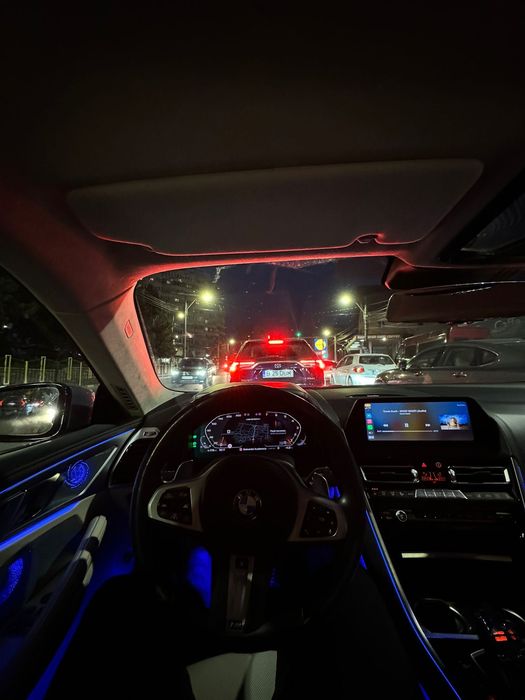 BMW M850i xDrive Coupe – V8 530 CP – Full