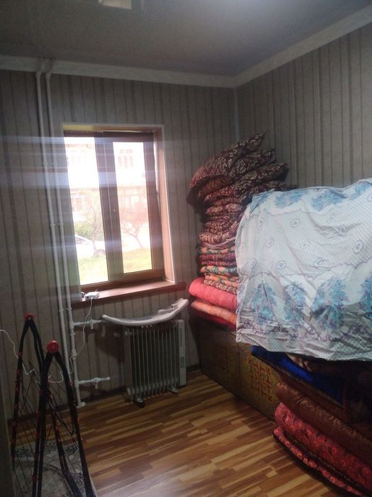 Квартира сотилади, 3 хонали, пишган гиштли, Газалкент ш. Нахаловка