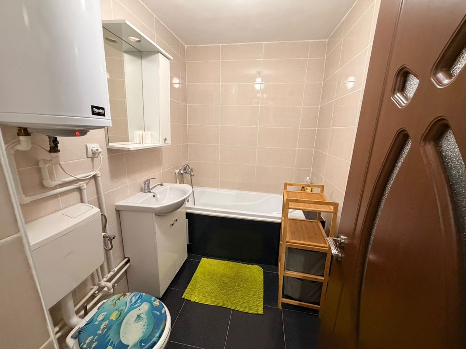 Vând apartament oraş Motru