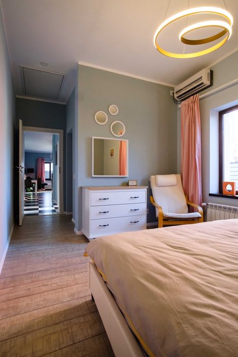 De inchiriat casa 2 camere renovata mobilata cu curte mare si vegetatie - Plevnei-Gara de Nord - Direct proprietar