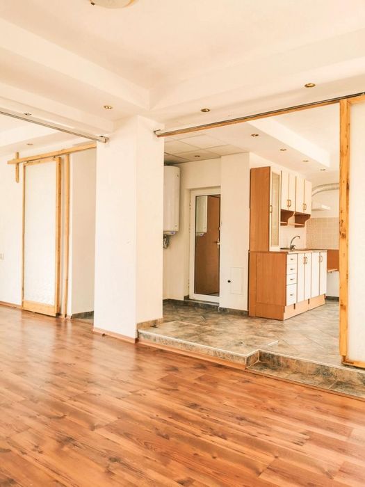 Дава се под наем Етаж от къща в София, Симеоново - 65 кв.м за 613 € - Снимка #2