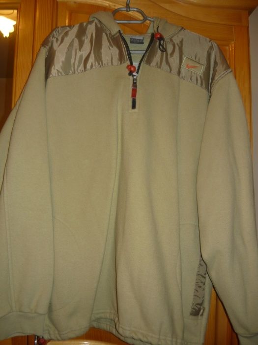 Nike - суичър от Англия