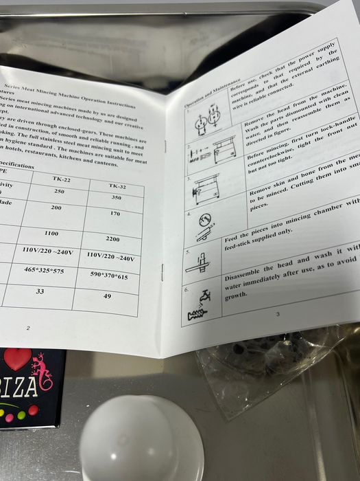 Mașina tocat profesională