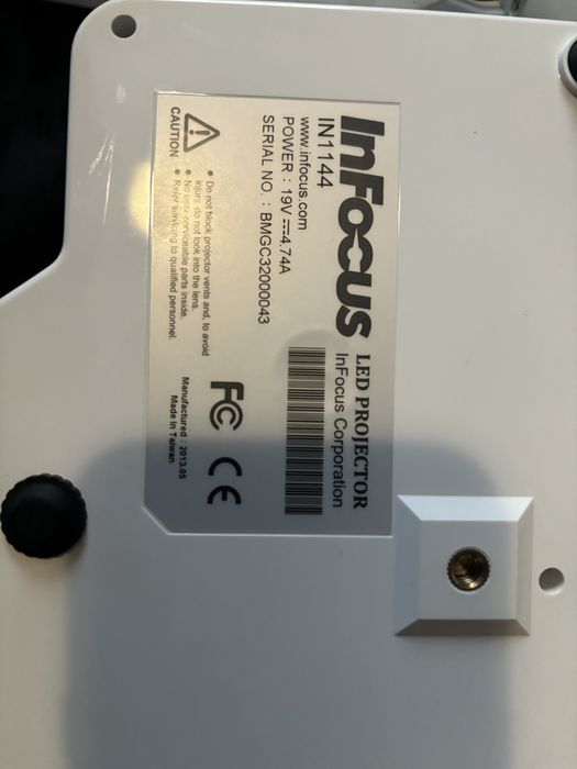 InFocus IN1144 DLP WXGA LED Projector