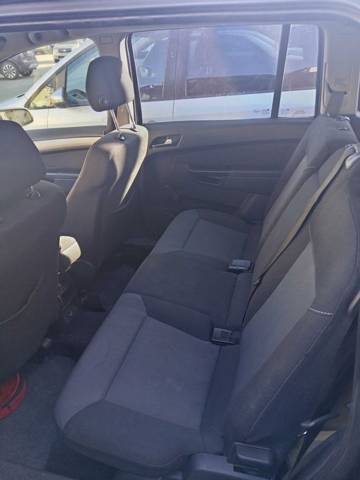 Opel Zafira B 1.7 cdti  2009.
