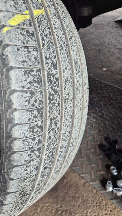 Продавам 4 броя летни гуми втора ръка Michelin Primacy 4 235/55/R19