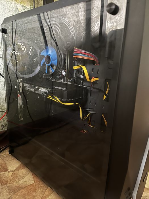 Игравой, продаю Компьютер