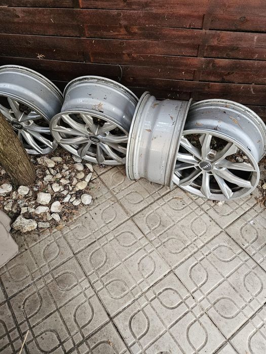 Vând jante  17 inch