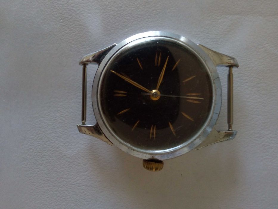 Ceas mecanic sovietic Sportivnie derivat din Pobeda