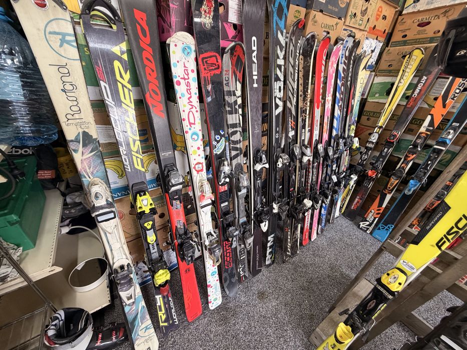 Lichidare stoc ski intre 100-180 cm