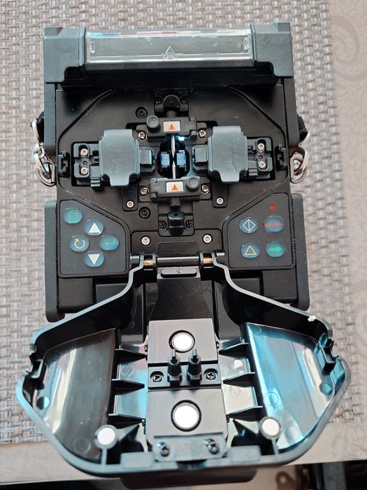 Сплайсер DVP-740 на 800 сплайса в отлично състояние.