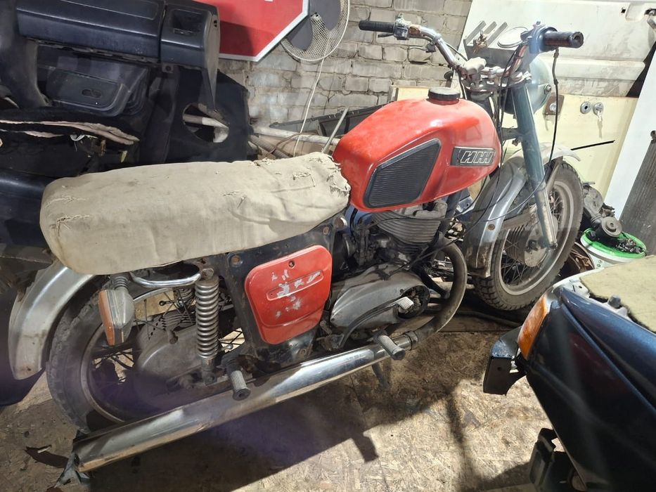 Продам Иж планета 4