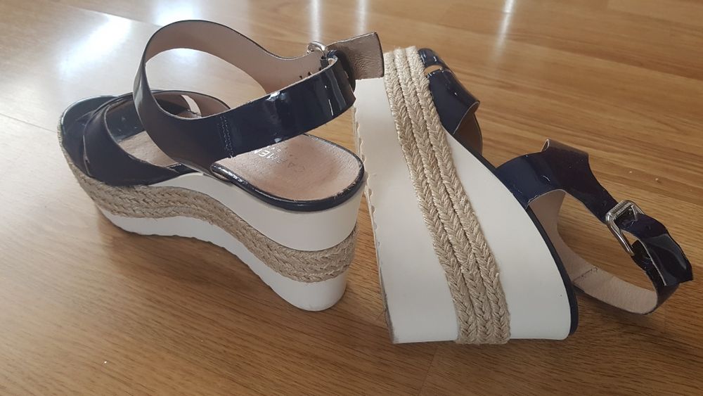 Sandale noi de piele cu patforma "Carmens" nr 38