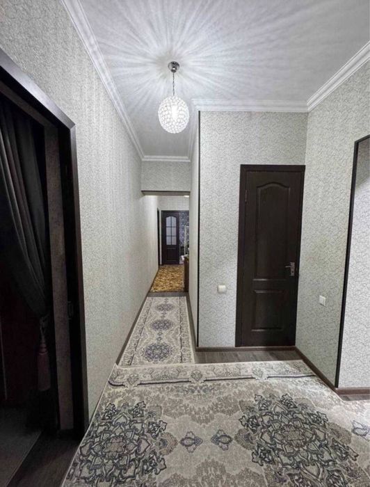 Продается 4х комнатная квартира,университет АЖОУ,Яшнабадский р-н,92м2