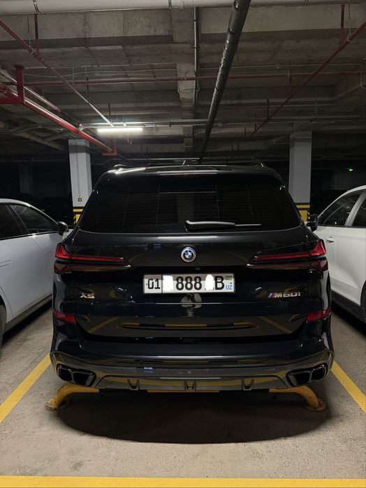 BMW X5 M60 2025г