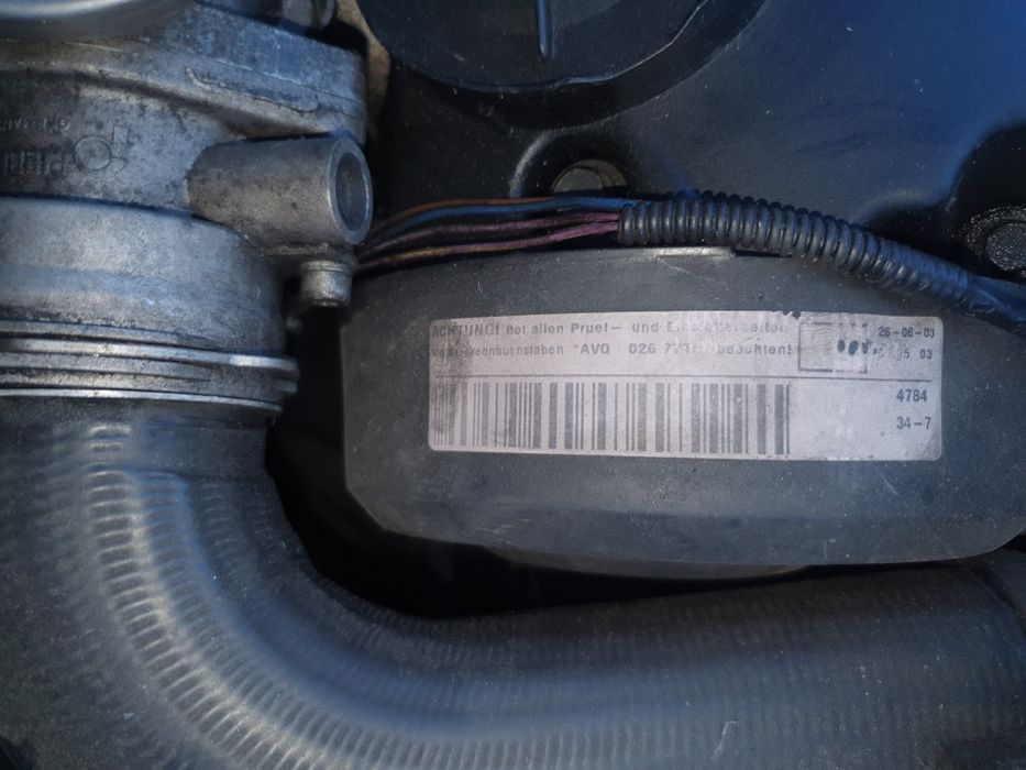 Dezmembrez Touran 1.9