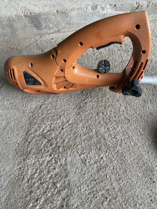 Электрическая косилка