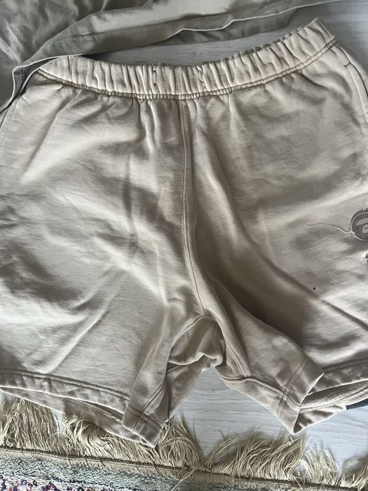 Продам брендовые вещи aape