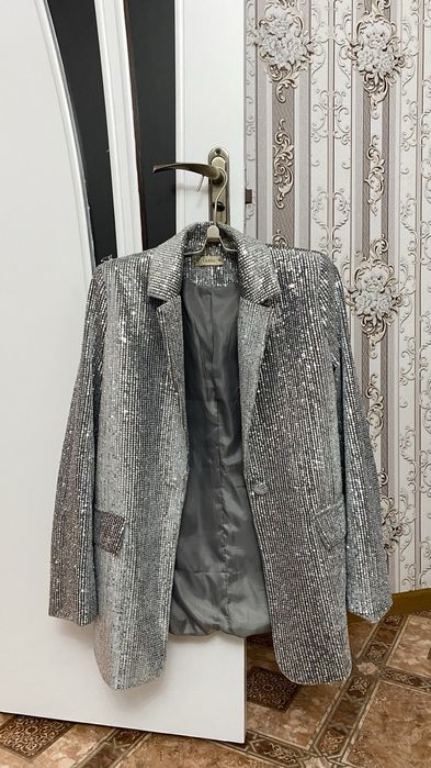 Пиджак новый