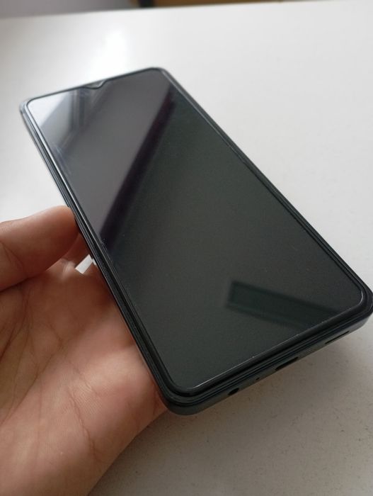 продается самсун а06 128гб 6 озу синий