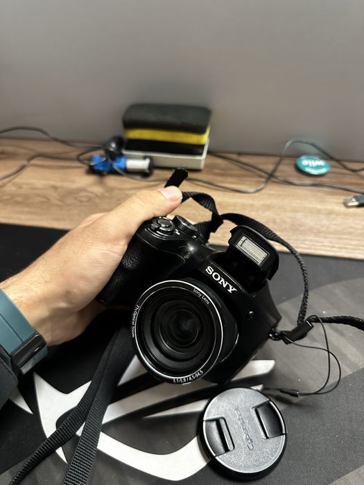 фотоаппарат SONY (DSC-H100)