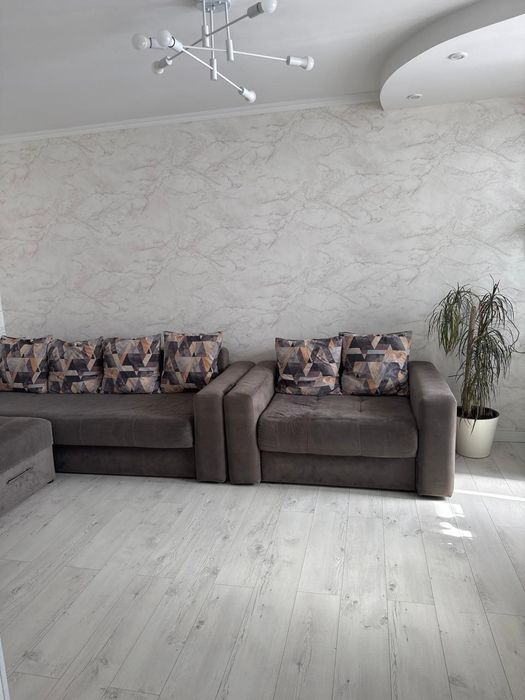 Продам Диван 2+1 б/у