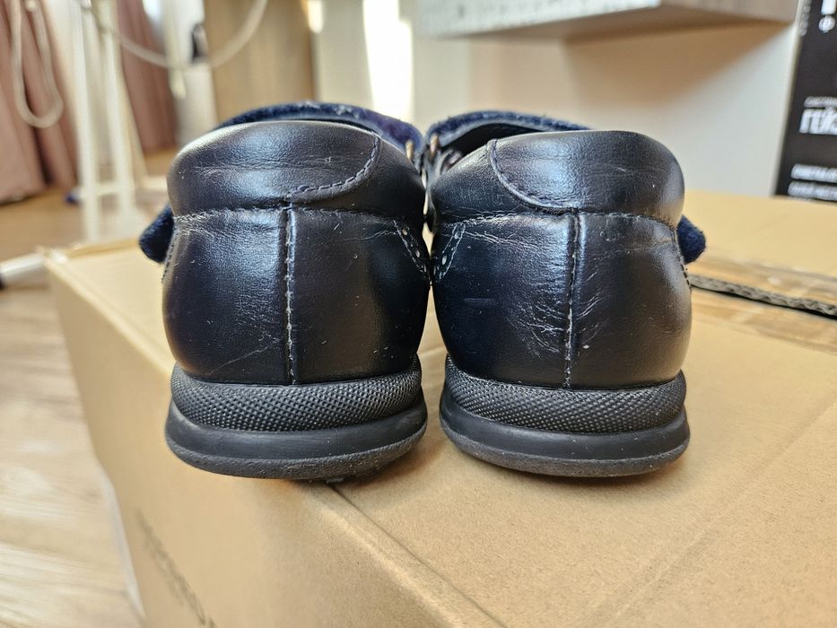 Кожаные кросовки 32 рр (Испания)