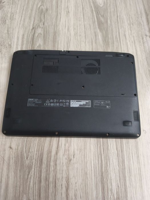 Acer Aspire ES1-571-32S3 NX.GCEEX.156 Laptop