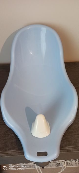 Нова бебешка подложка за вана