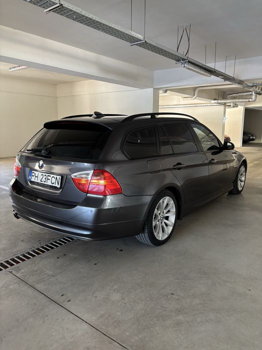 BMW e91 318d 2008