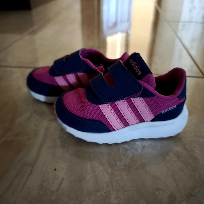 Детски маратонки Адидас 22