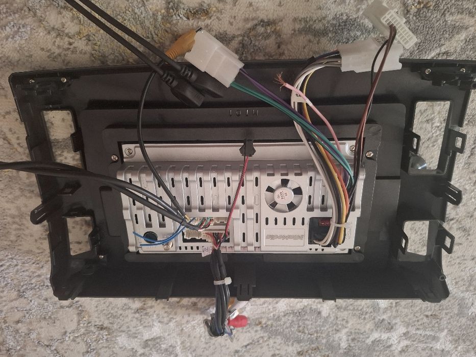 Android система автомагнитола на Toyota Estima