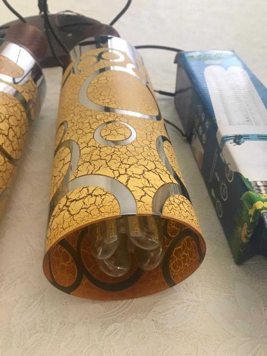 Люстра с лампочками