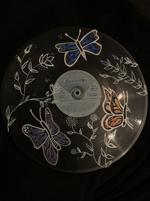 Изрисувани грамофонни плочи